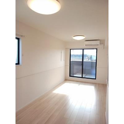 アベリア・ルル　Ⅰ 204【管理NO：1-027933301-02040】 ★家具家電は申し込み後に搬入します★の物件画像