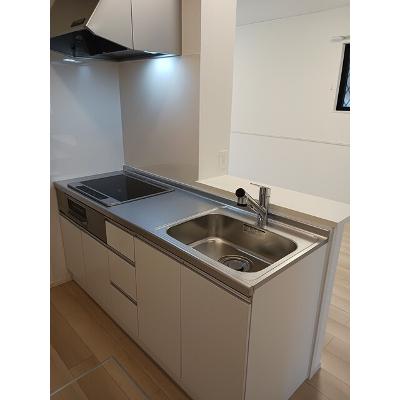 サウスウェーⅧ　Ａ 101【管理NO：1-027929901-01010】 ★家具家電は申し込み後に搬入しますの物件画像