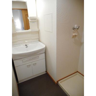 ボンヌジュルネ 201【管理NO：1-014123301-02010】 ★家具家電は申し込み後に搬入しますの物件画像