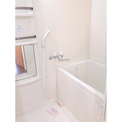 ロ－ウェルズ　１番館 202【管理NO：1-007731201-02020】 ★家具家電は申し込み後に搬入します★の物件画像