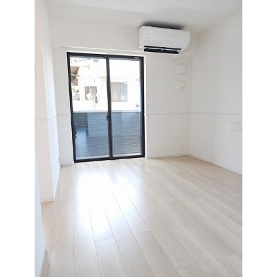 ミレールシャラン 101【管理NO：1-028223201-01010】 ★家具家電は申し込み後に搬入します★の物件画像