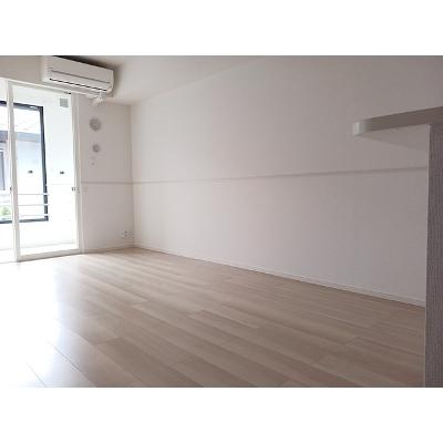 シャルフ飛江田　Ⅲ 104【管理NO：1-028179203-01040】 ★家具家電は申し込み後に搬入します★の物件画像