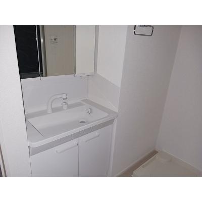 シャルフ飛江田　Ⅲ 104【管理NO：1-028179203-01040】 ★家具家電は申し込み後に搬入します★の物件画像