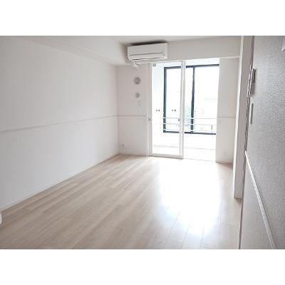 シャルフ飛江田　Ⅲ 103【管理NO：1-028179203-01030】 ★家具家電は申し込み後に搬入しますの物件画像