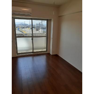 ＬＩＮＯ 302【管理NO：1-025924401-03020】 ★家具家電は申し込み後に搬入しますの物件画像