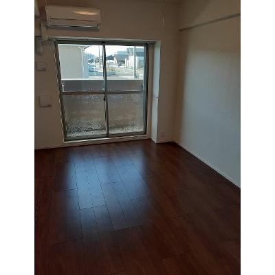ＬＩＮＯ 102【管理NO：1-025924401-01020】 ★家具家電は申し込み後に搬入します★の物件画像