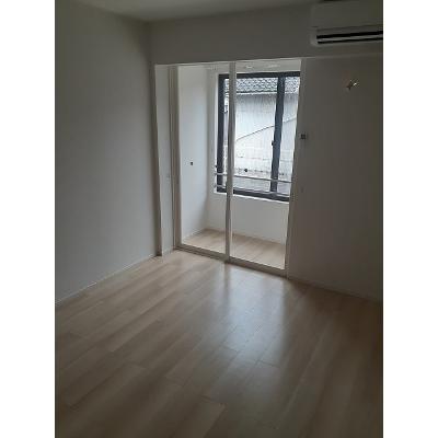 グランフィールド　Ｃ 102【管理NO：1-025807003-01020】 ★家具家電は申し込み後に搬入しますの物件画像
