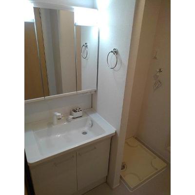 アパートメント高洲５３６　Ⅰ 103【管理NO：1-024324201-01030】 ★家具家電は申し込み後に搬入します★の物件画像