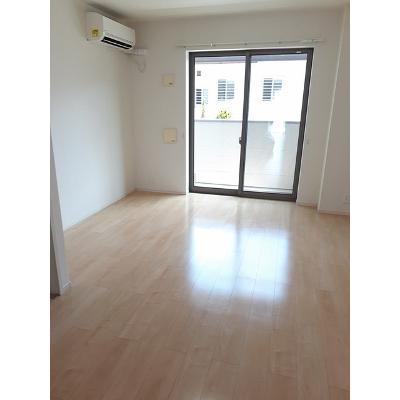 リライフ　Ⅱ 102【管理NO：1-021920702-01020】 ★家具家電は申し込み後に搬入しますの物件画像