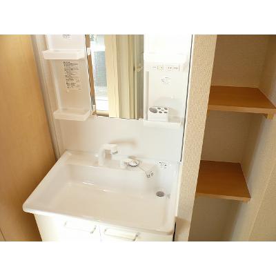 ヴィラ・ルピナスⅡ 205【管理NO：1-021748401-02050】 ★家具家電は申し込み後に搬入します★の物件画像