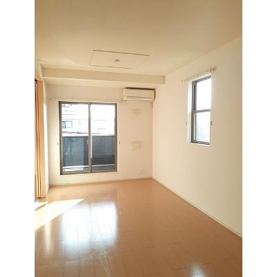 メゾン・ド・ラパン 201【管理NO：1-017262501-02010】 ★家具家電は申し込み後に搬入しますの物件画像