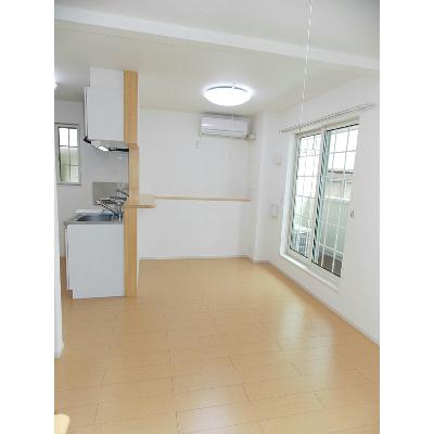 フェリーチェ 202【管理NO：1-017188101-02020】 ★家具家電は申し込み後に搬入しますの物件画像