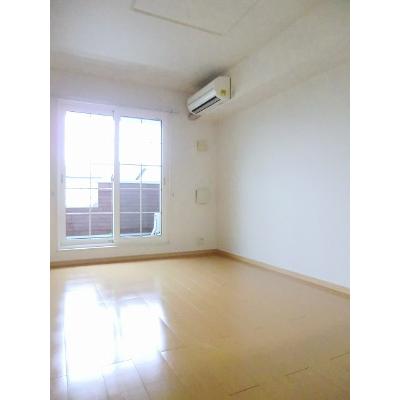 ライゼ　ブリッサ 201【管理NO：1-015538501-02010】 ★家具家電は申し込み後に搬入します★の物件画像