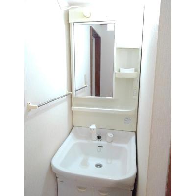 グリーンコート東館　Ｃ 201【管理NO：1-011027503-02010】 ★家具家電は申し込み後に搬入します★の物件画像