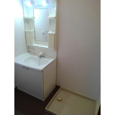 エレガントヴィラ１号館 101【管理NO：1-010378901-01010】 ★家具家電は申し込み後に搬入しますの物件画像