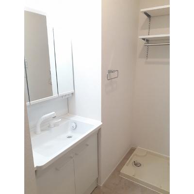 フェニーチェ　ミナ　Ⅳ 202【管理NO：1-027367704-02020】 ★家具家電は申し込み後に搬入します★の物件画像