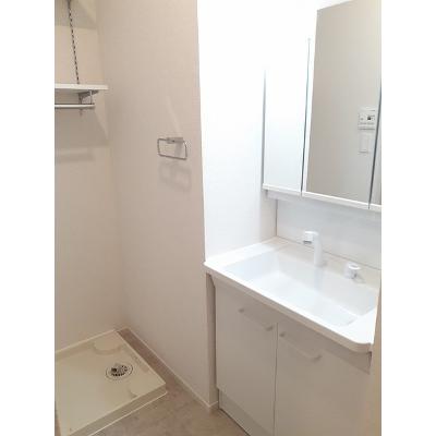 フェニーチェ　ミナ　Ⅲ 202【管理NO：1-027367703-02020】 ★家具家電は申し込み後に搬入します★の物件画像