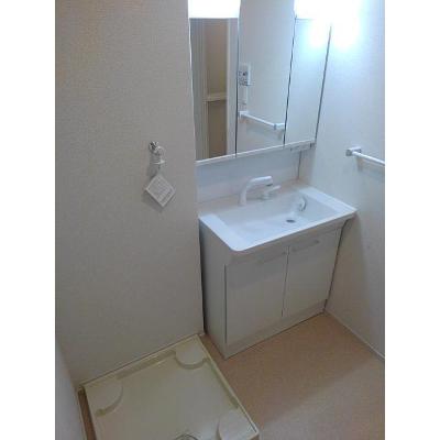 アリッサム 101【管理NO：1-024785201-01010】 ★家具家電は申し込み後に搬入します★の物件画像