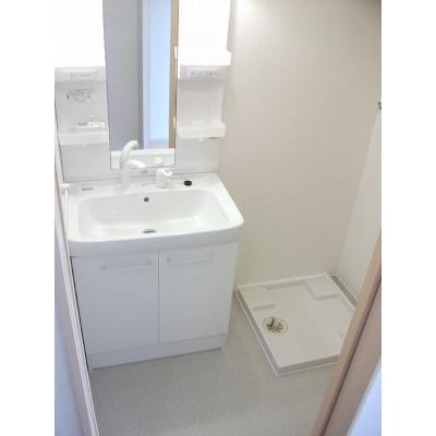 ガーデンハウス・バニラ 103【管理NO：1-019254801-01030】 ★家具家電は申し込み後に搬入します★の物件画像