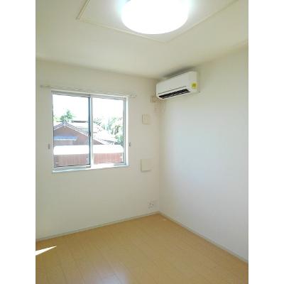 サルヴァトーレⅡ　Ａ 103【管理NO：1-017156101-01030】 ★家具家電は申し込み後に搬入しますの物件画像