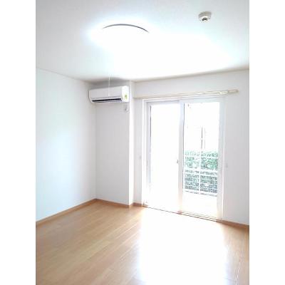 ネオ・プレステージ 102【管理NO：1-014437801-01020】 ★家具家電は申し込み後に搬入します★の物件画像