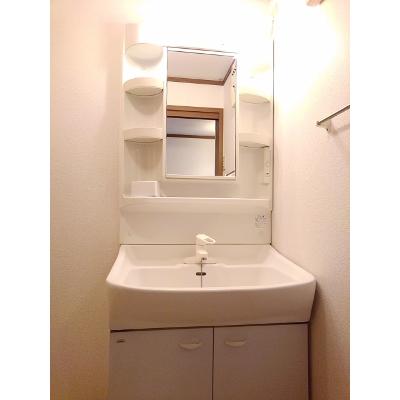 ノ－スヒル 101【管理NO：1-011469601-01010】 ★家具家電は申し込み後に搬入します★の物件画像