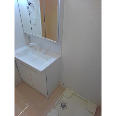ＬＵＣＥ　Ⅱ 203【管理NO：1-024039702-02030】 ★家具家電は申し込み後に搬入しますの物件画像