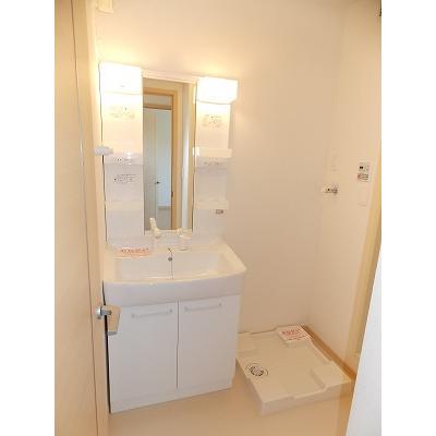 レバンテＢ 103【管理NO：1-016683602-01030】 ★家具家電は申し込み後に搬入しますの物件画像