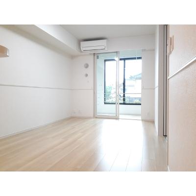 モント　ブレチア 102【管理NO：1-027385501-01020】 ★家具家電は申し込み後に搬入しますの物件画像