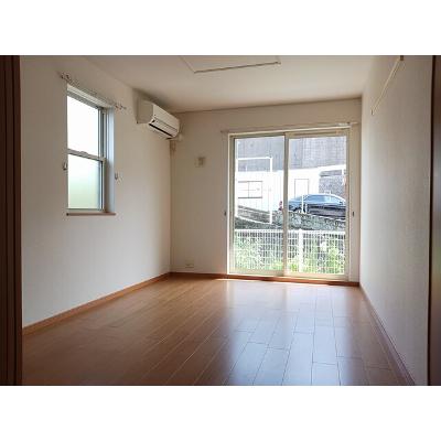 メゾン・ド・スリールⅠ 101【管理NO：1-014551101-01010】 ★家具家電は申し込み後に搬入します★の物件画像