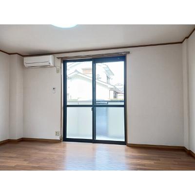 ドマ－ニＫ 101【管理NO：1-009685801-01010】 ★家具家電は申し込み後に搬入しますの物件画像
