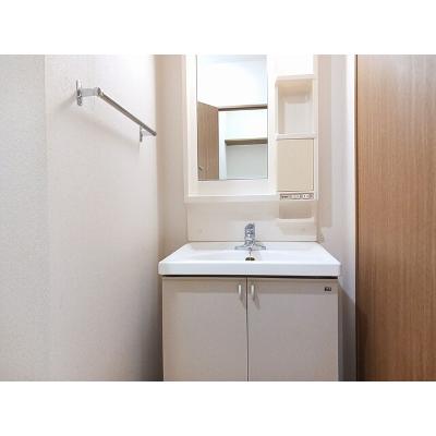 ドマ－ニＫ 101【管理NO：1-009685801-01010】 ★家具家電は申し込み後に搬入しますの物件画像