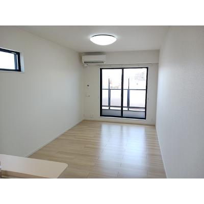 グレイスフル９ 302【管理NO：1-028570301-03020】 ★家具家電は申し込み後に搬入します★ ★2026年09月中旬入居可能★の物件画像