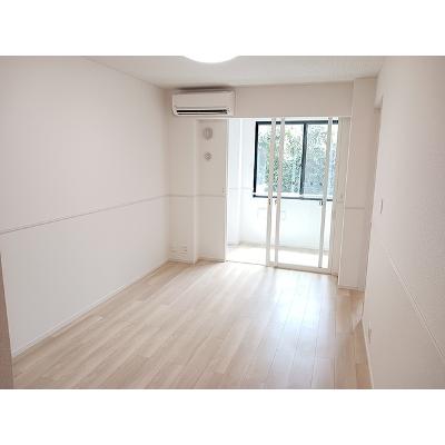 フォルシュ 102【管理NO：1-028353301-01020】 ★家具家電は申し込み後に搬入します★の物件画像
