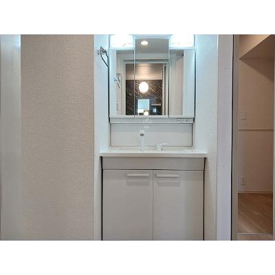 フォルシュ 102【管理NO：1-028353301-01020】 ★家具家電は申し込み後に搬入します★の物件画像