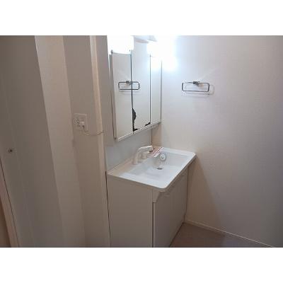 カルム　グラース　Ⅰ 201【管理NO：1-025735701-02010】 ★家具家電は申し込み後に搬入します★の物件画像
