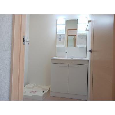 ローズマリエ川内 104【管理NO：1-021016201-01040】 ★家具家電は申し込み後に搬入しますの物件画像