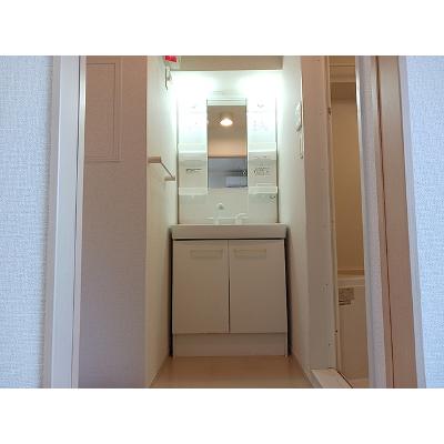ジャスミン　Ａ 302【管理NO：1-018813001-03020】 ★家具家電は申し込み後に搬入します★の物件画像