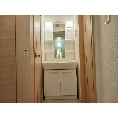 サンフェアⅢ 101【管理NO：1-018296401-01010】 ★家具家電は申し込み後に搬入しますの物件画像