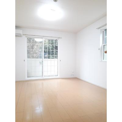 ステップハウスⅡ 102【管理NO：1-017028901-01020】 ★家具家電は申し込み後に搬入します★の物件画像