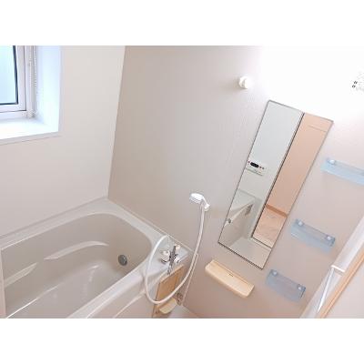 エスタンシア 202【管理NO：1-016612701-02020】 ★家具家電は申し込み後に搬入します★の物件画像