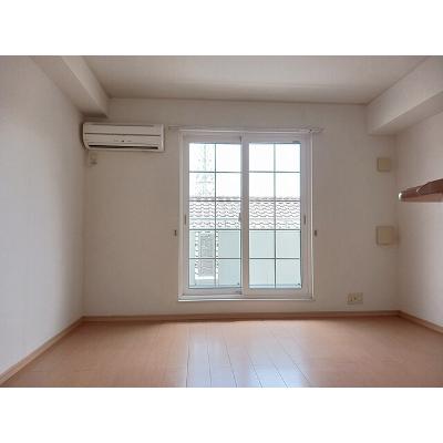 シェ・リュイ 204【管理NO：1-015441401-02040】 ★家具家電は申し込み後に搬入しますの物件画像