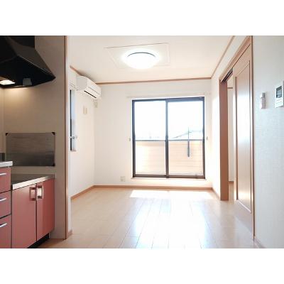 コリ－ヌ華Ⅰ 202【管理NO：1-012976701-02020】 ★家具家電は申し込み後に搬入しますの物件画像