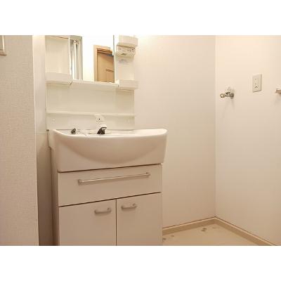 リバーサイド梶原Ⅱ 102【管理NO：1-012097301-01020】 ★家具家電は申し込み後に搬入しますの物件画像