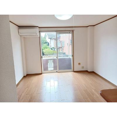 デフィーＴＪ 103【管理NO：1-011955801-01030】 ★家具家電は申し込み後に搬入しますの物件画像