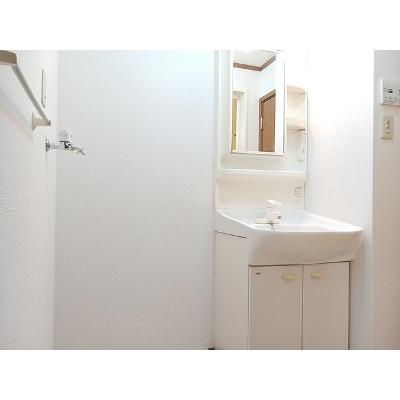 クレスト－ルＦ 103【管理NO：1-011828101-01030】 ★家具家電は申し込み後に搬入しますの物件画像