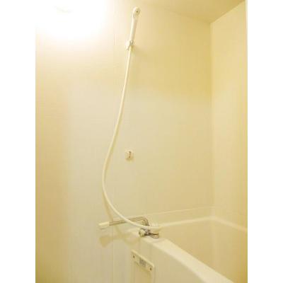 ドマ－ニＫ 201【管理NO：1-009685801-02010】 ★家具家電は申し込み後に搬入します★の物件画像