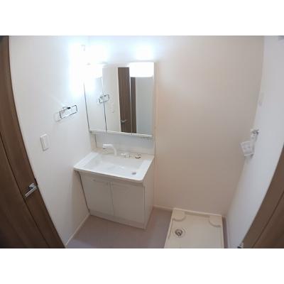 ファイン　アイランド　スズ 103【管理NO：1-028456001-01030】 ★家具家電は申し込み後に搬入します★の物件画像