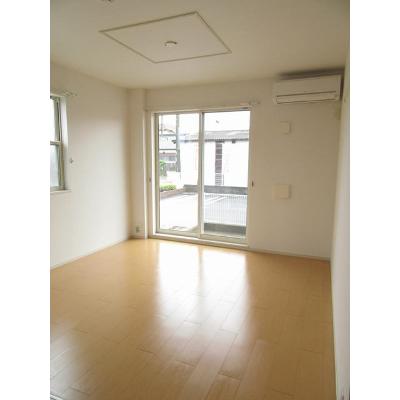 ローズヒルⅠ 101【管理NO：1-017441101-01010】 ★家具家電は申し込み後に搬入します 2026年08月中旬入居可能の物件画像