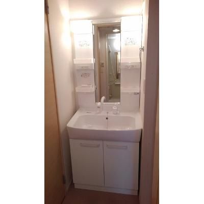 エルミタージュ・トミ 101【管理NO：1-017381901-01010】 ★家具家電は申し込み後に搬入しますの物件画像